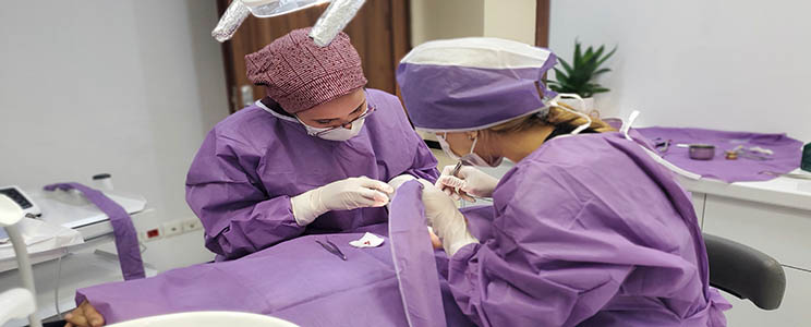 ایمپلنت برای چه کسانی مناسب نیست؟ 12 ایمپلنت برای چه کسانی مناسب نیست